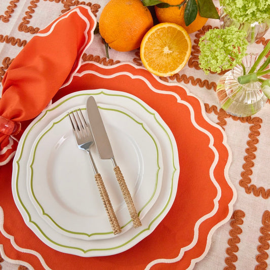 How to Lay the Perfect Summer Table
