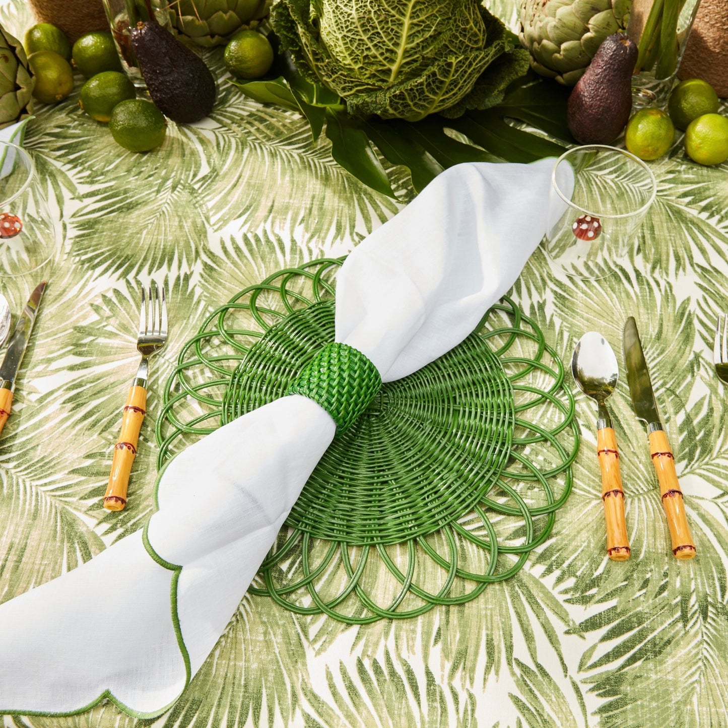 Green Ava Linen Napkins (Set of 4)