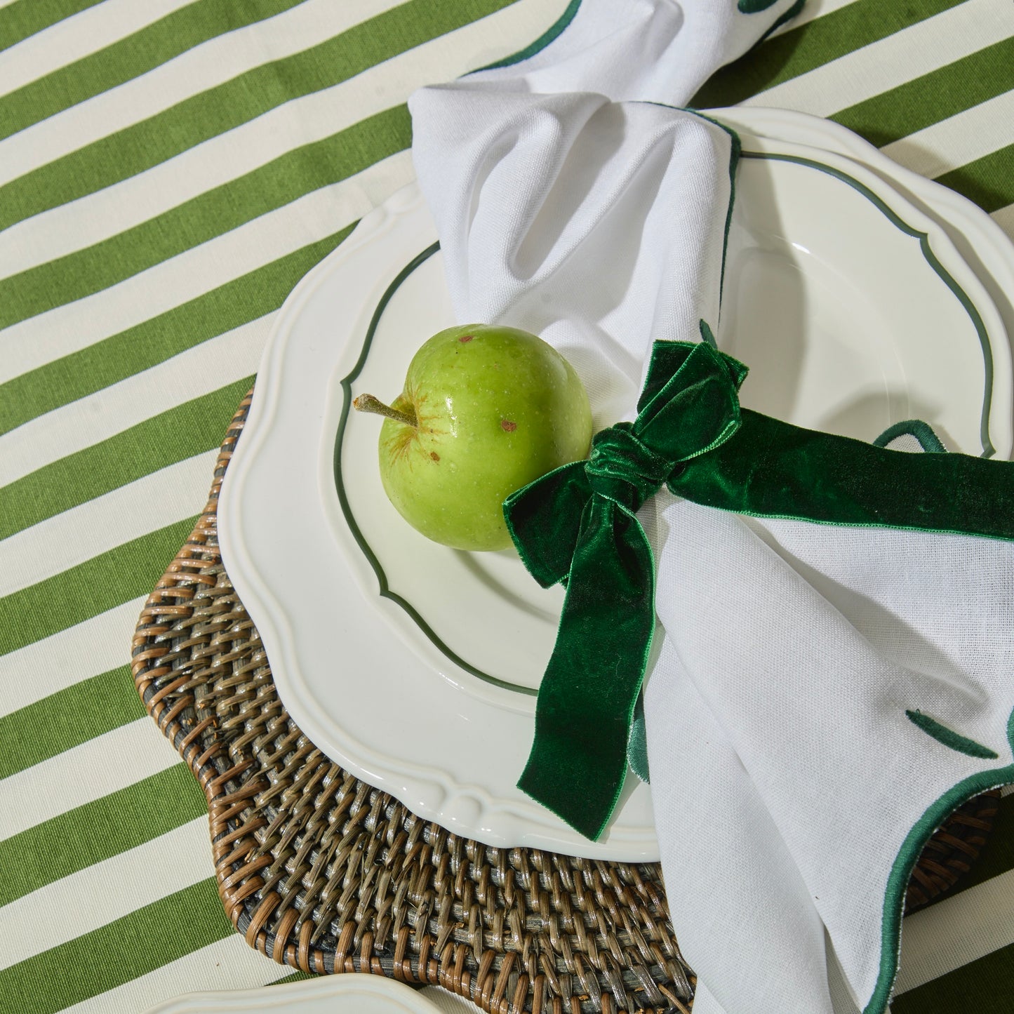 Green Velvet Napkin Bow (Set of 4)