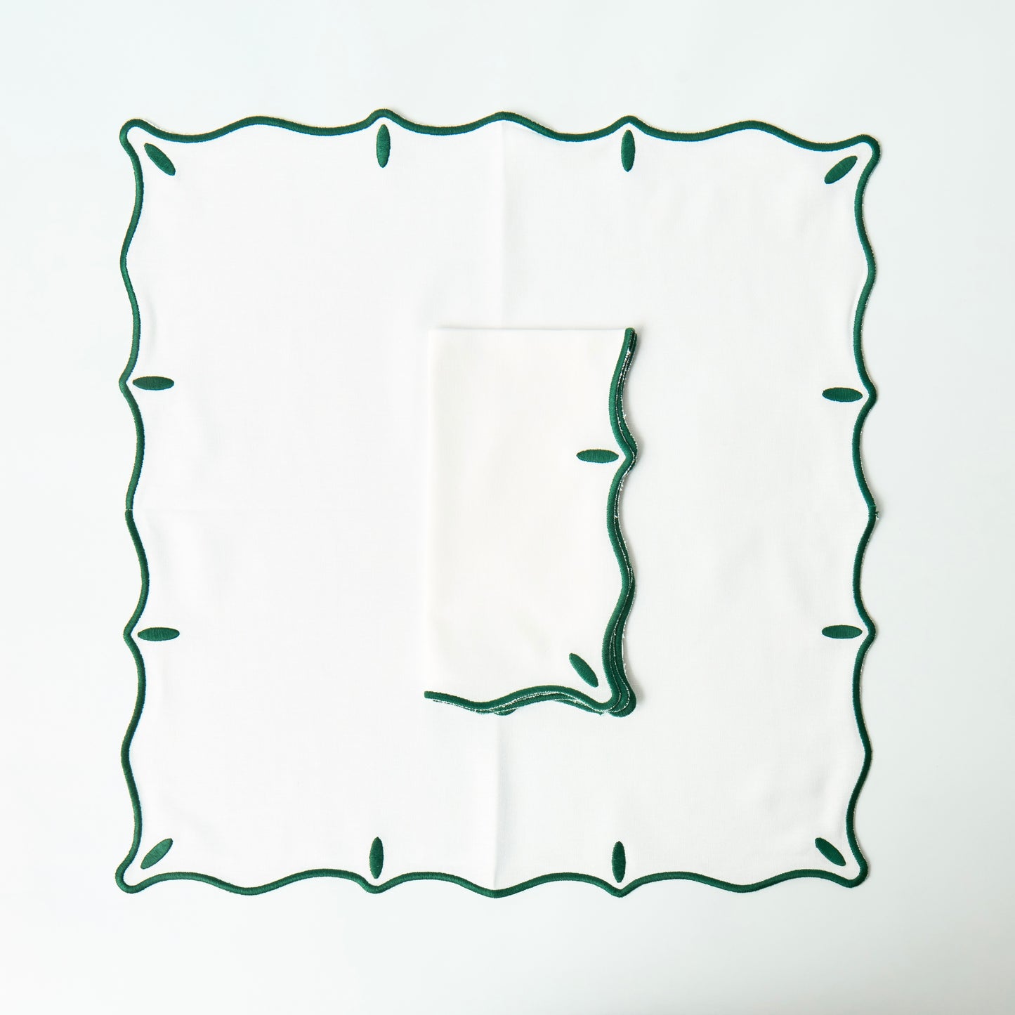 White Lyra table napkin  (Set of 4)