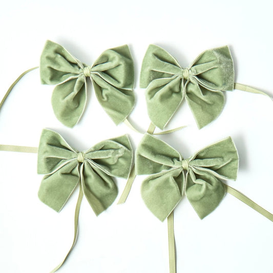 Sage Green Velvet Bow Napkin Ring  (Set of 4)